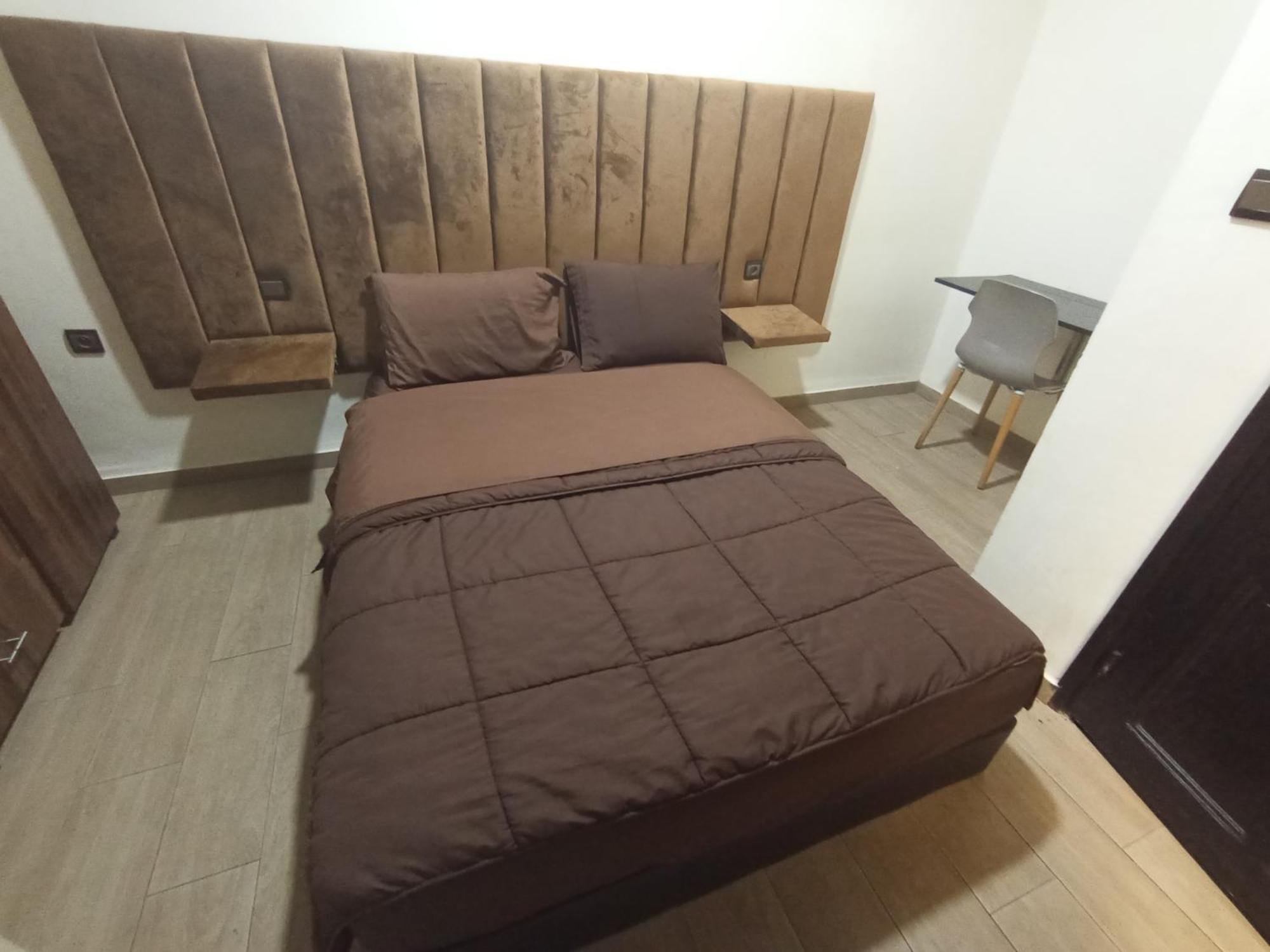 الرباط Hotel Meuble Parisien المظهر الخارجي الصورة
